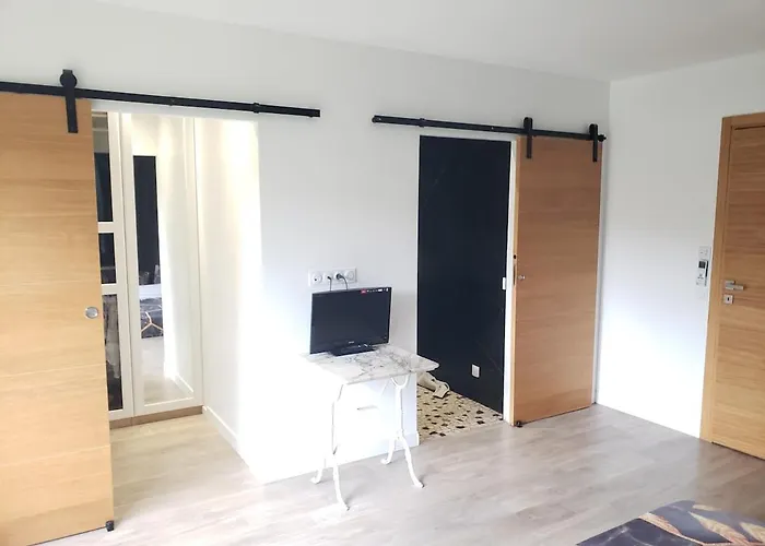 Agreable Maison Bien Situee